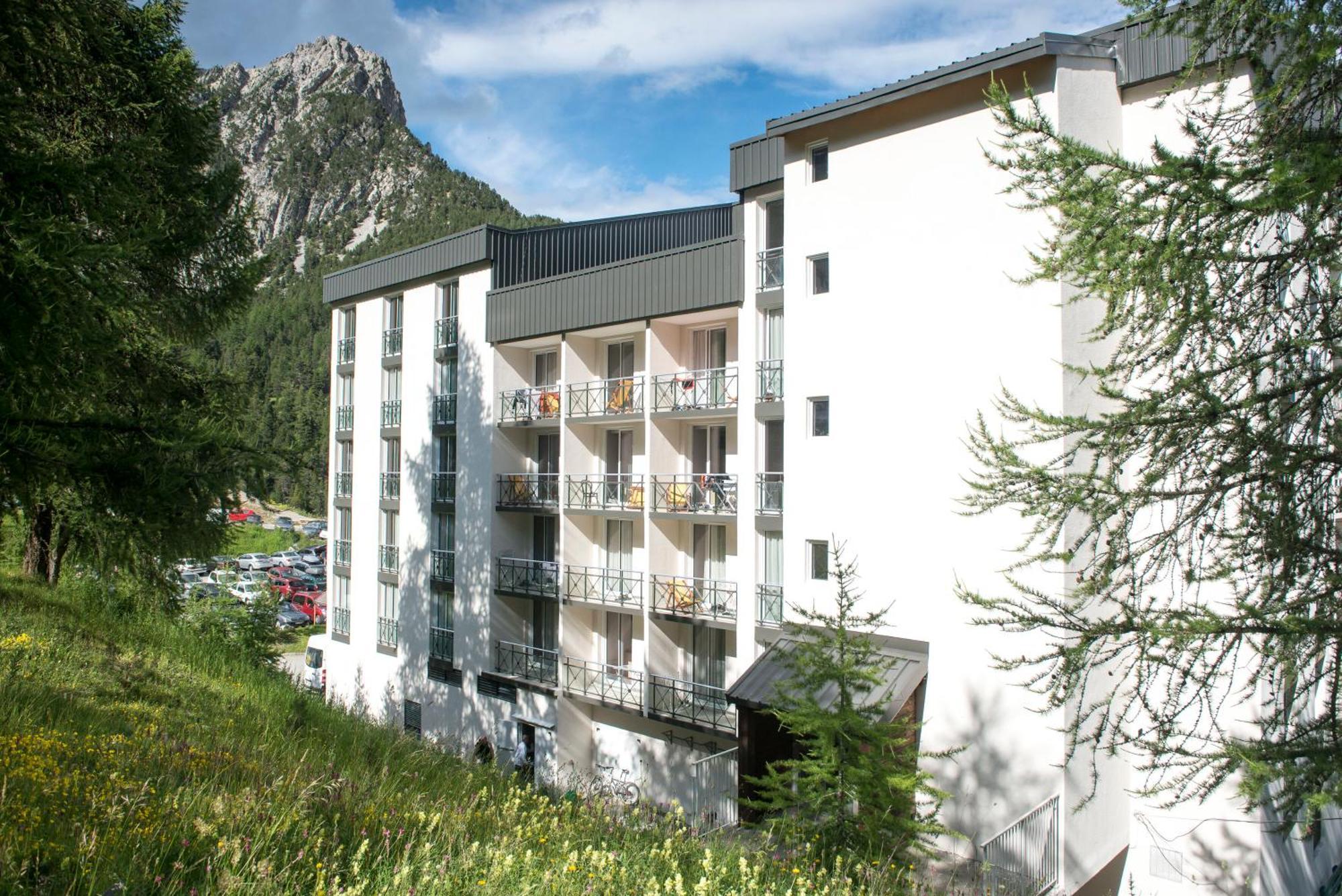 Villages Clubs Du Soleil - Montgenevre Bagian luar foto